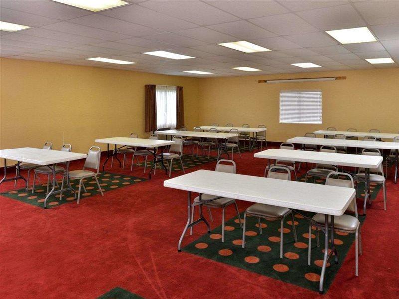 Quality Inn & Suites Wichita Falls I-44 Экстерьер фото