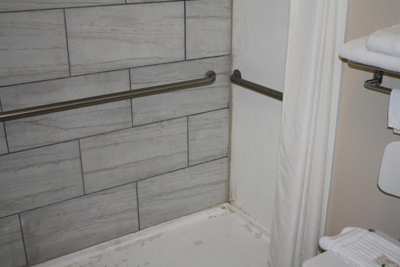 Quality Inn & Suites Wichita Falls I-44 Экстерьер фото