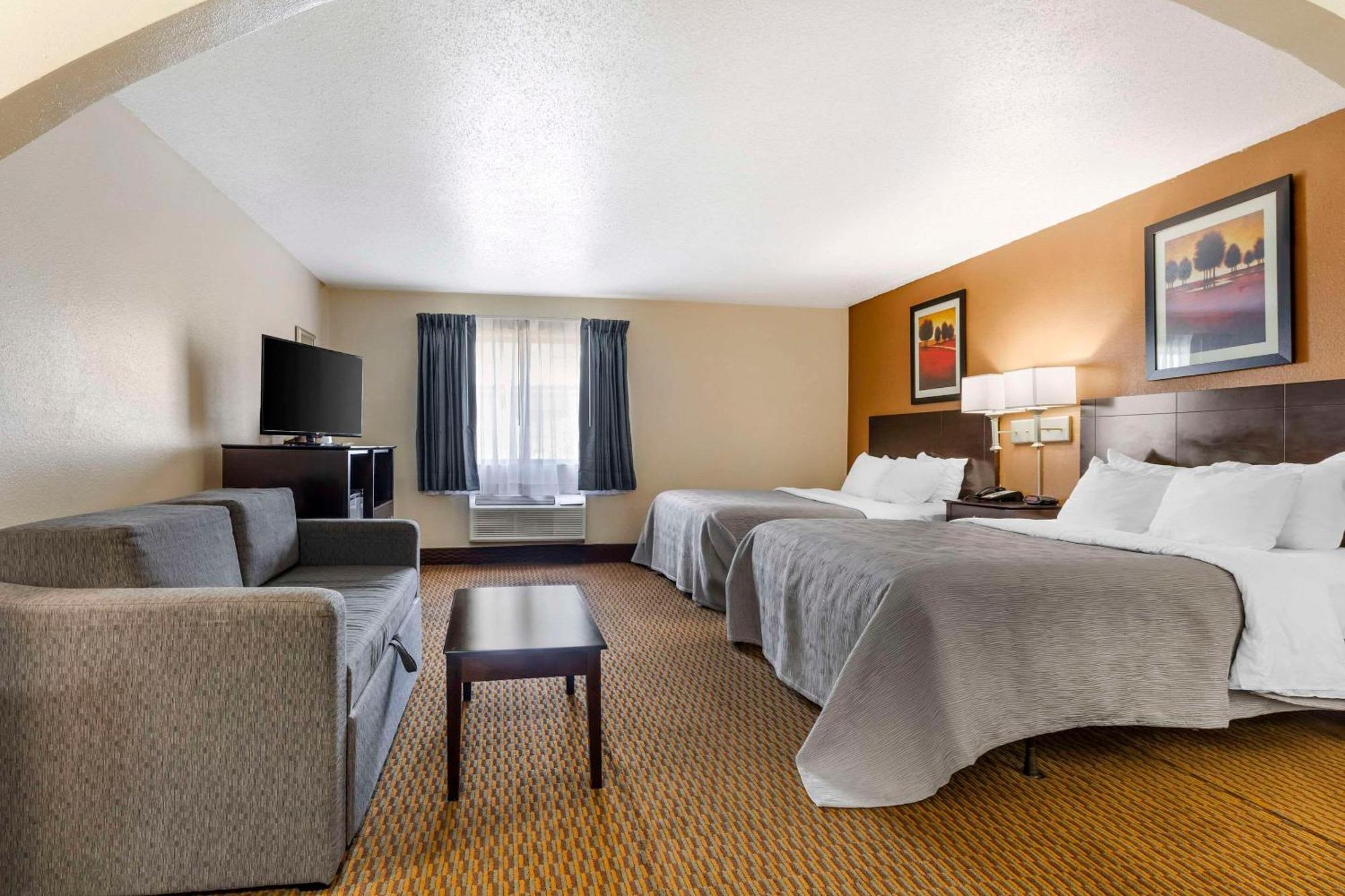Quality Inn & Suites Wichita Falls I-44 Экстерьер фото