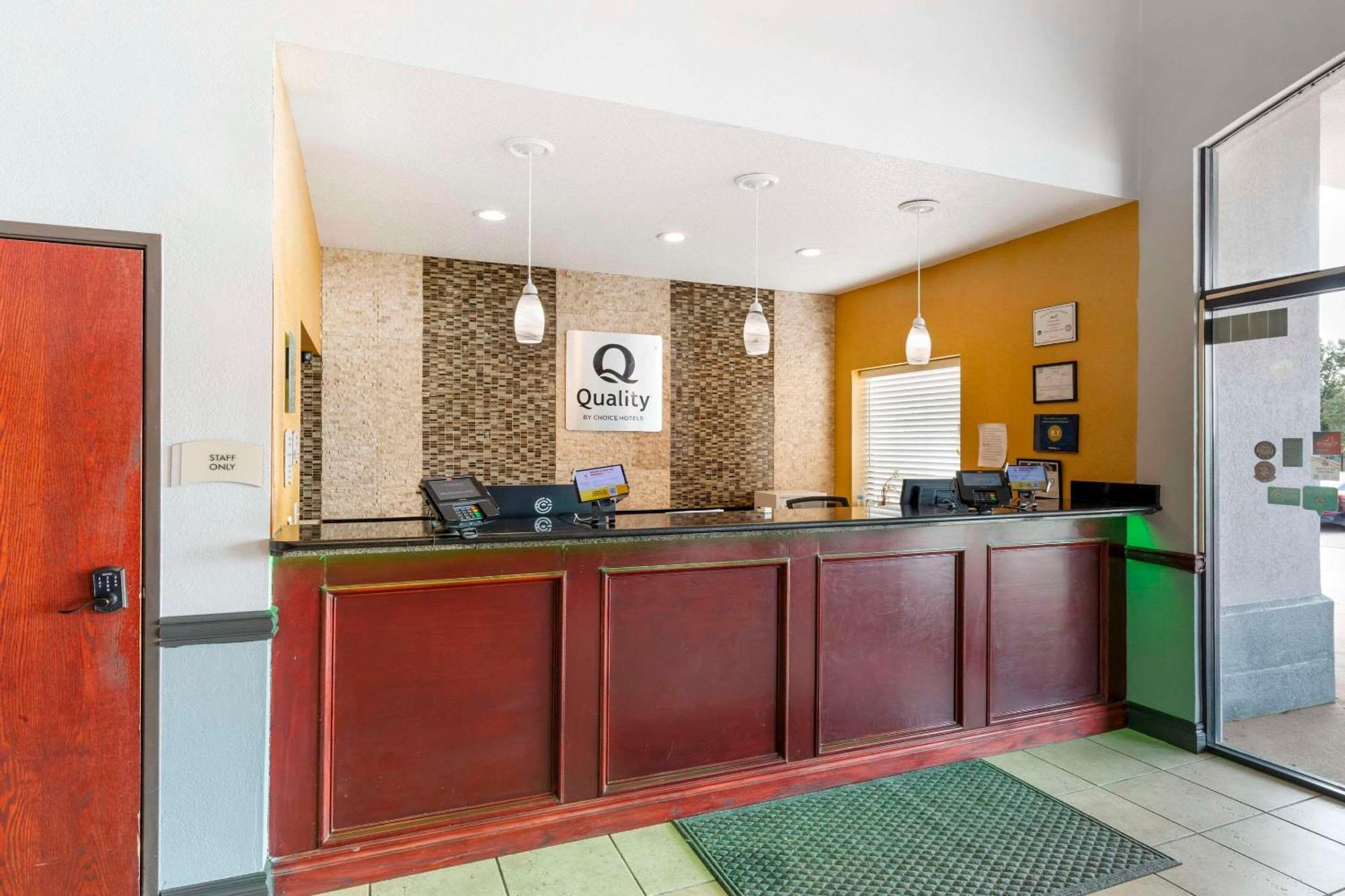 Quality Inn & Suites Wichita Falls I-44 Экстерьер фото